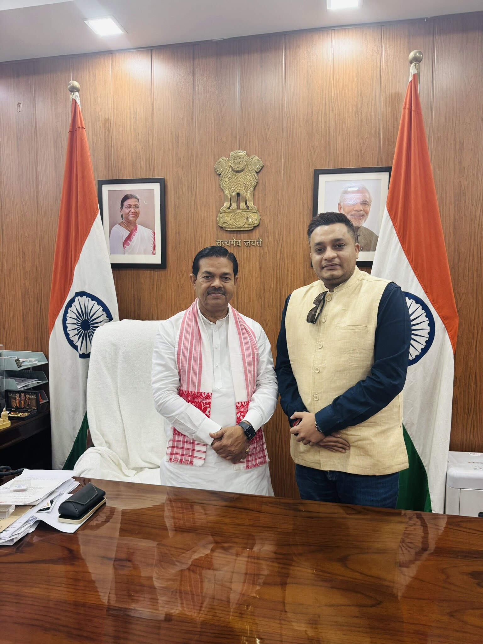 Nitish Jindal with Union Minister of State Shri B L Verma during a formal meeting