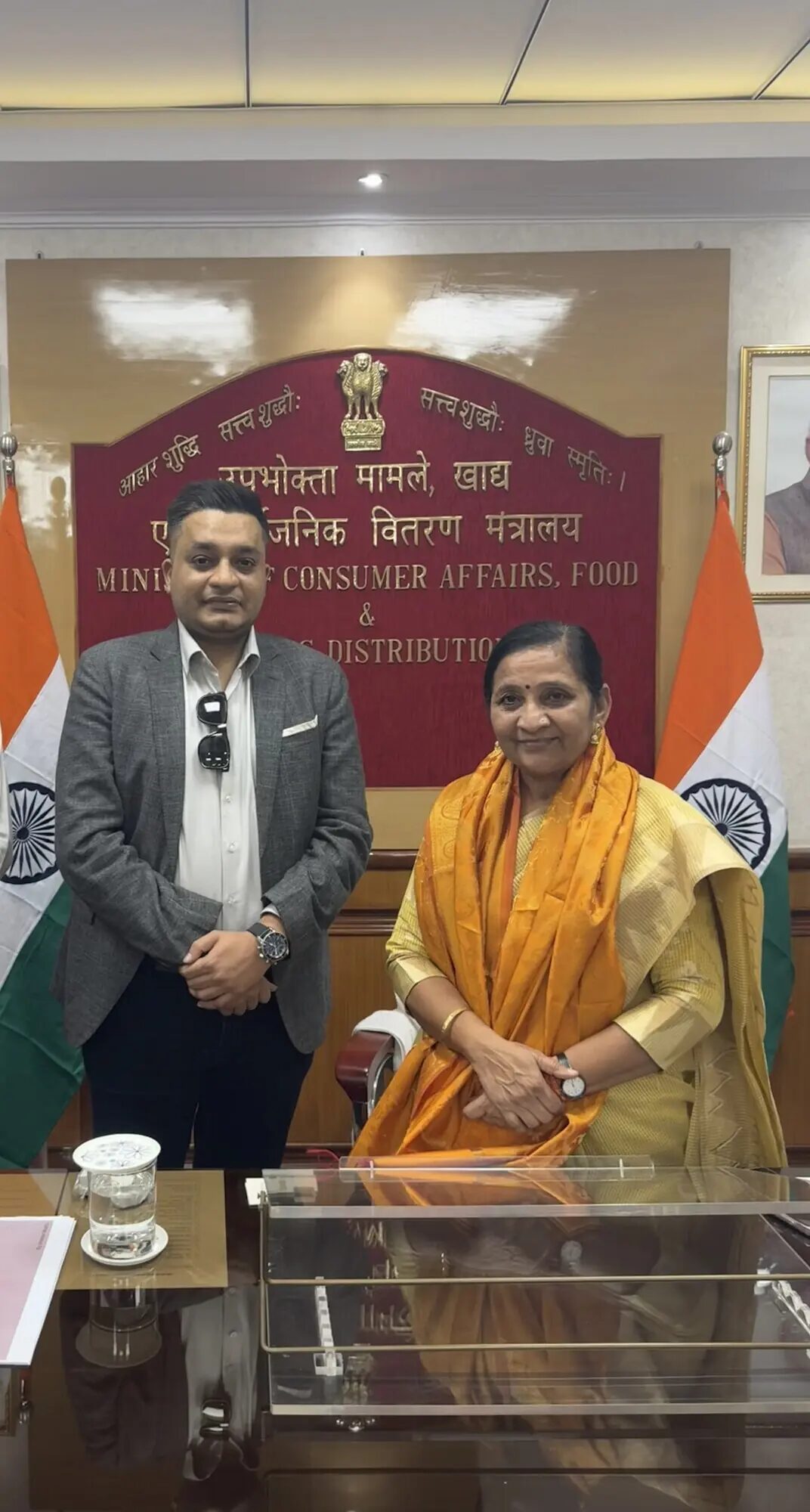 Nitish Jindal with Union Minister of State Smt Nimuben Jayantibhai Bambhaniya