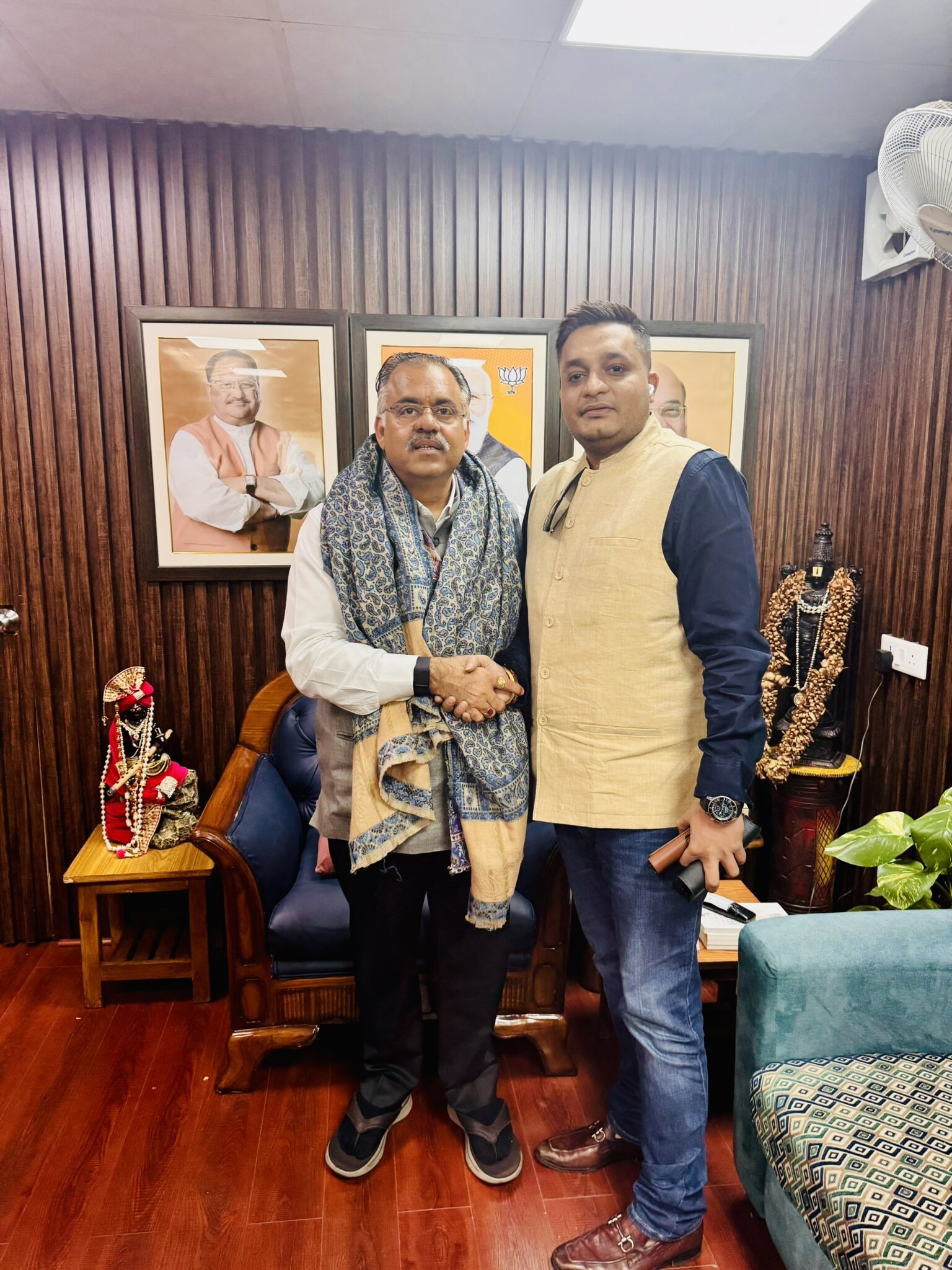 Nitish Jindal with BJP National General Secretary Shri Tarun Chugh at his residence
